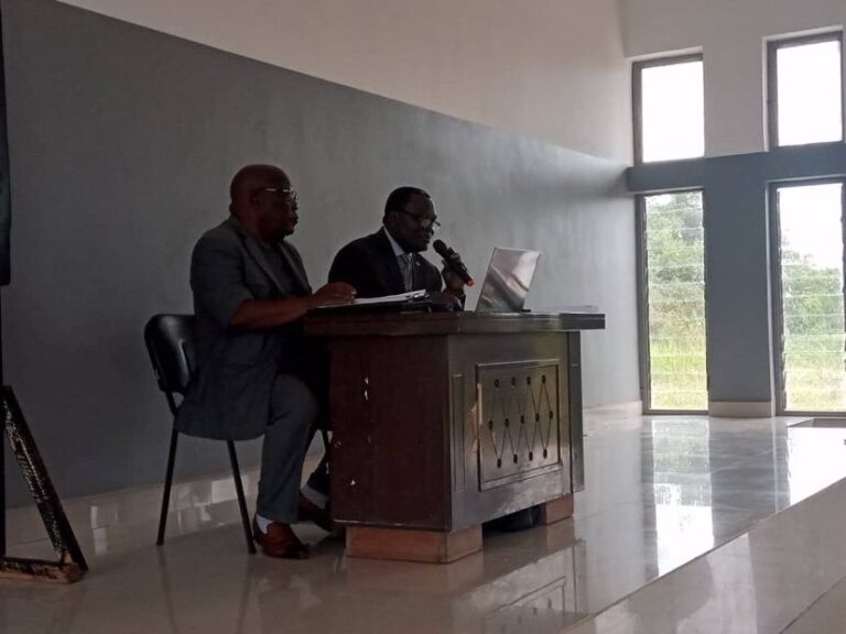 Maître Pierre Félix Kandolo anime une journée de renforcement de capacités à l’Université de Likasi